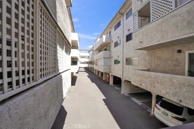 5412 Lindley Avenue 110, Encino, CA 91316