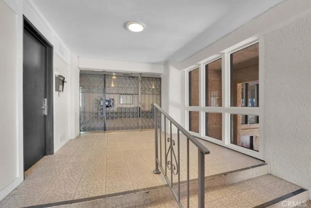 5412 Lindley Avenue 110, Encino, CA 91316