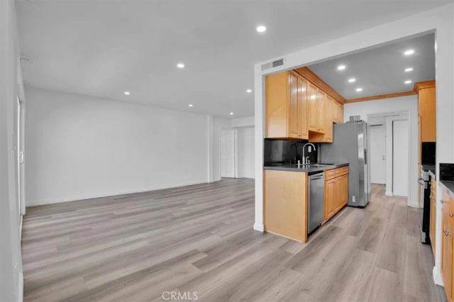 5412 Lindley Avenue 110, Encino, CA 91316