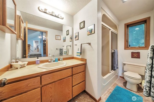 4015 Boardman Court NW, Olympia, WA 98502