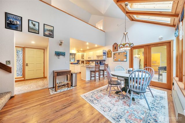 4015 Boardman Court NW, Olympia, WA 98502