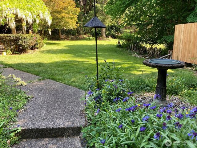 4015 Boardman Court NW, Olympia, WA 98502