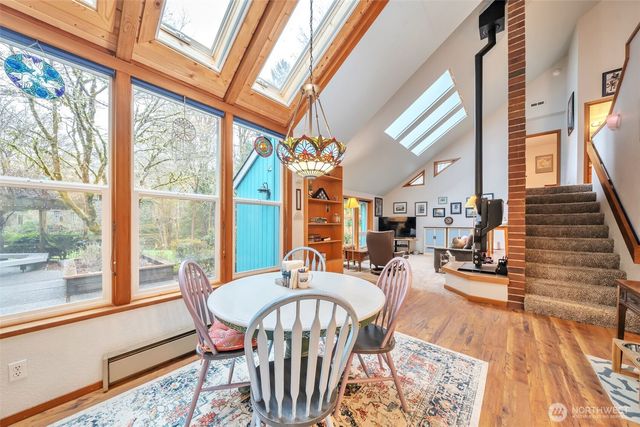 4015 Boardman Court NW, Olympia, WA 98502