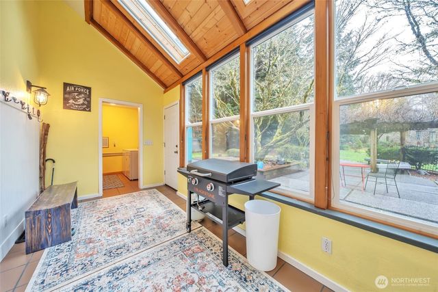 4015 Boardman Court NW, Olympia, WA 98502