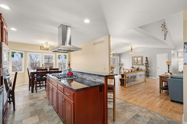 127 Trails End Street, Branson West, MO 65737