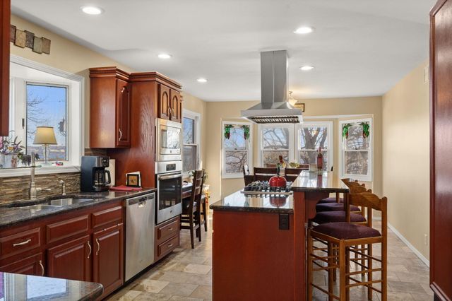 127 Trails End Street, Branson West, MO 65737