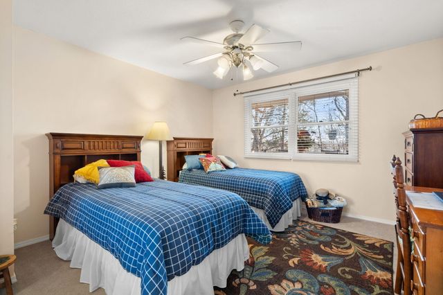 127 Trails End Street, Branson West, MO 65737