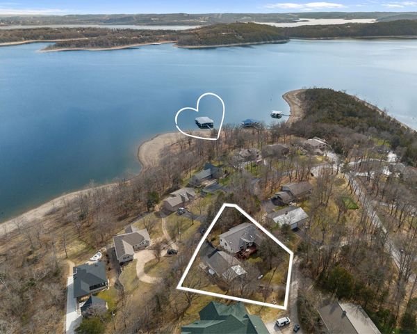 127 Trails End Street, Branson West, MO 65737