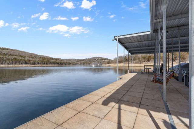 127 Trails End Street, Branson West, MO 65737