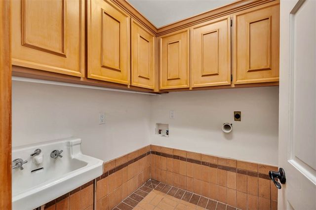 210 Settlers Road, St Simons Island, GA 31522