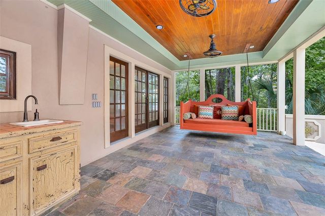 210 Settlers Road, St Simons Island, GA 31522