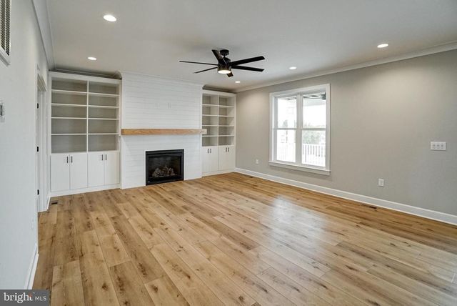 211 ESTES LN, Mineral, VA 23117