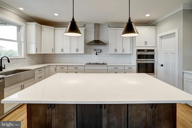 211 ESTES LN, Mineral, VA 23117