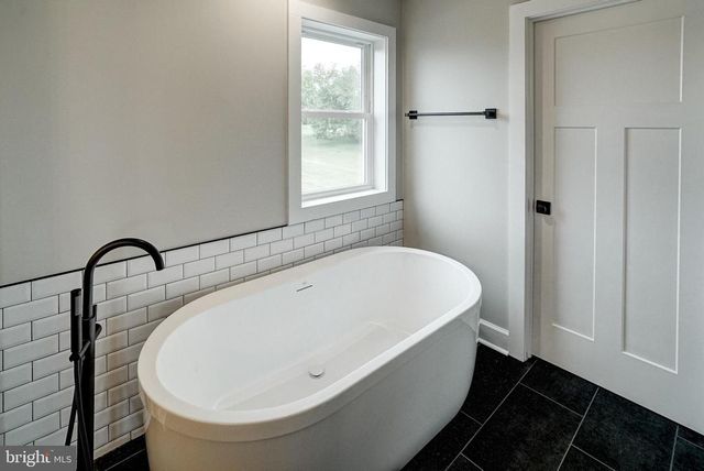 211 ESTES LN, Mineral, VA 23117