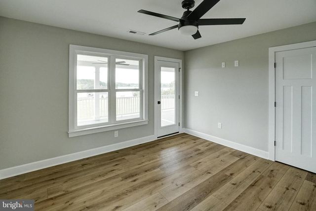 211 ESTES LN, Mineral, VA 23117