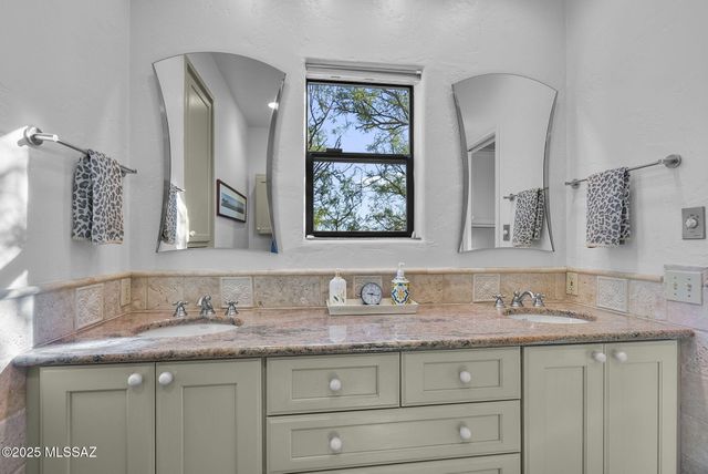 41 Guadalupe Lane, Tubac, AZ 85646