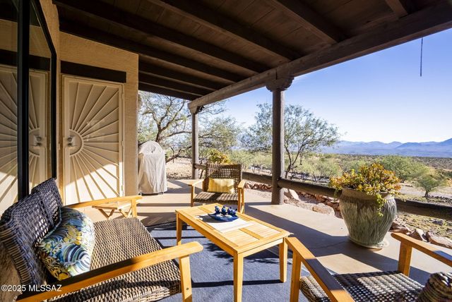 41 Guadalupe Lane, Tubac, AZ 85646