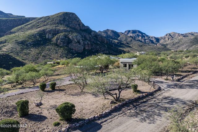41 Guadalupe Lane, Tubac, AZ 85646