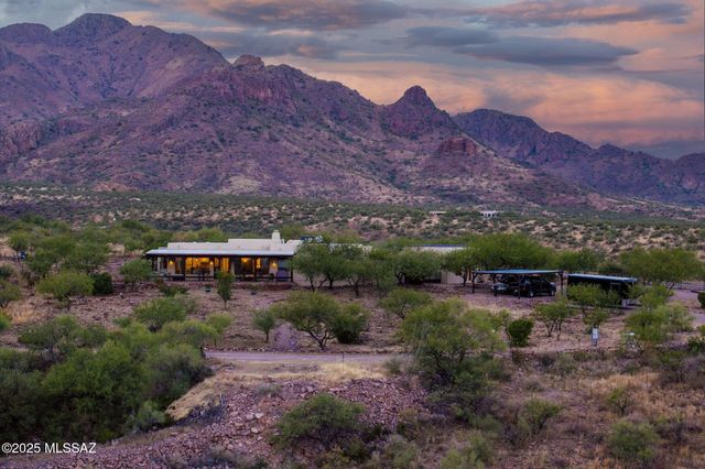 41 Guadalupe Lane, Tubac, AZ 85646