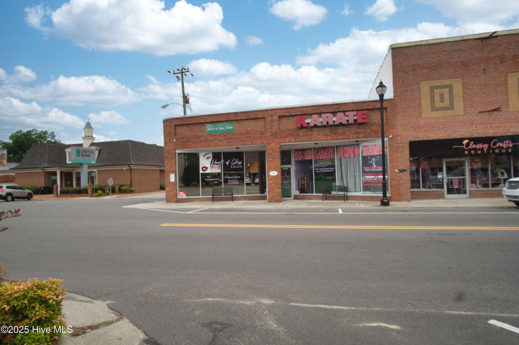 201 Hickman Road A, Tabor City, NC 28463