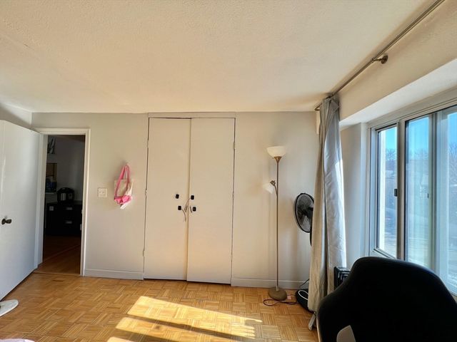 4 Trowbridge Place 3C, Cambridge, MA 02138