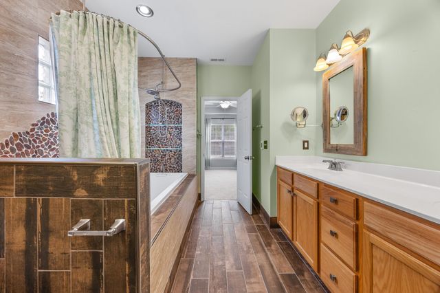 112 Barons Bluff Dr., Conway, SC 29526