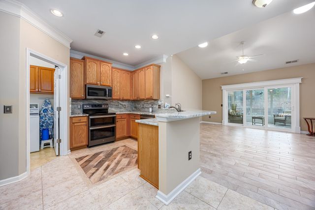 112 Barons Bluff Dr., Conway, SC 29526