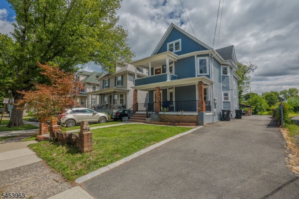 1126 E 2Nd St, Plainfield City, NJ 07062 — photo 2