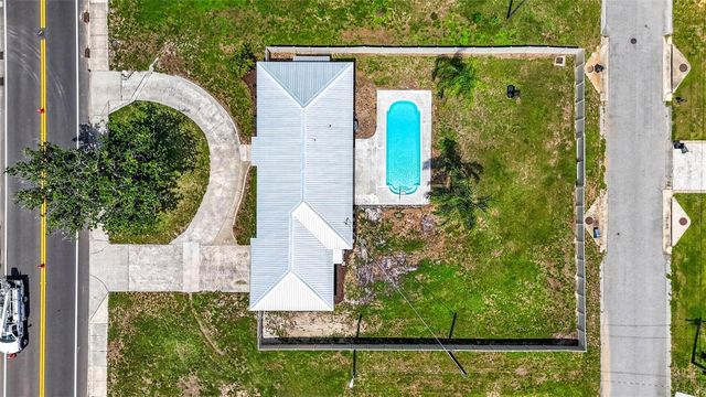 37121 MERIDIAN AVENUE, Dade City, FL 33525