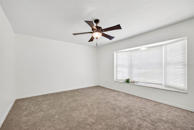 37121 MERIDIAN AVENUE, Dade City, FL 33525