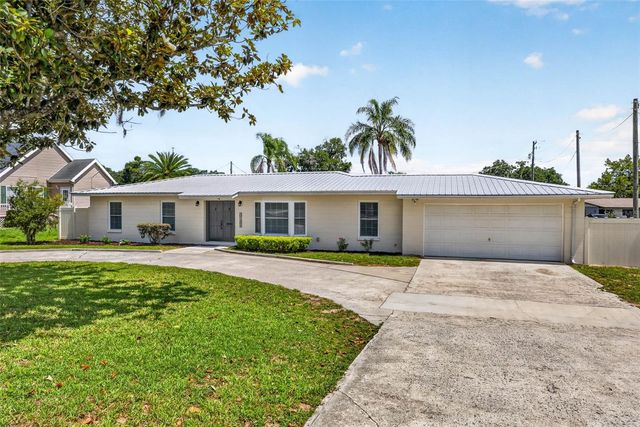 37121 MERIDIAN AVENUE, Dade City, FL 33525