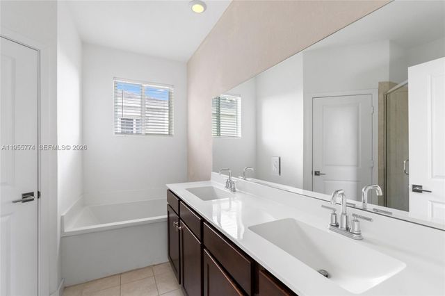 1921 SE 8th Pl, Homestead, FL 33034