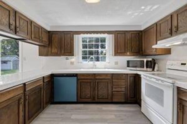 1755 Stonewall Drive, Newark, OH 43055
