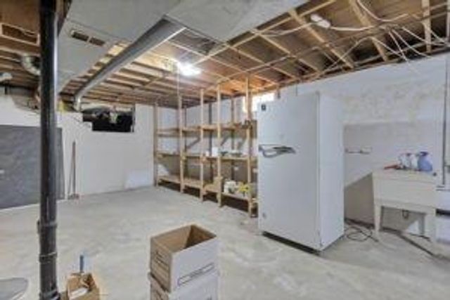 1755 Stonewall Drive, Newark, OH 43055