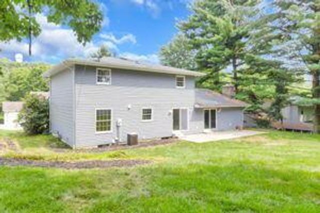 1755 Stonewall Drive, Newark, OH 43055