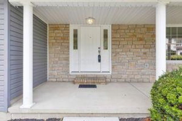 1755 Stonewall Drive, Newark, OH 43055