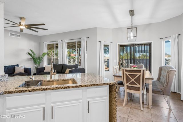 5578 S Stockwell Road, Tucson, AZ 85746