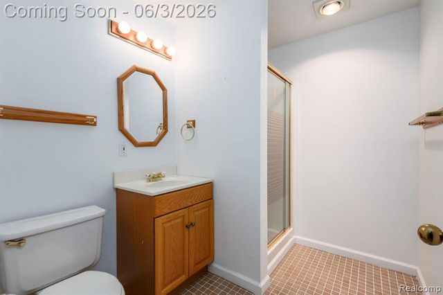 22010 River Ridge Trail, Farmington Hills, MI 48335
