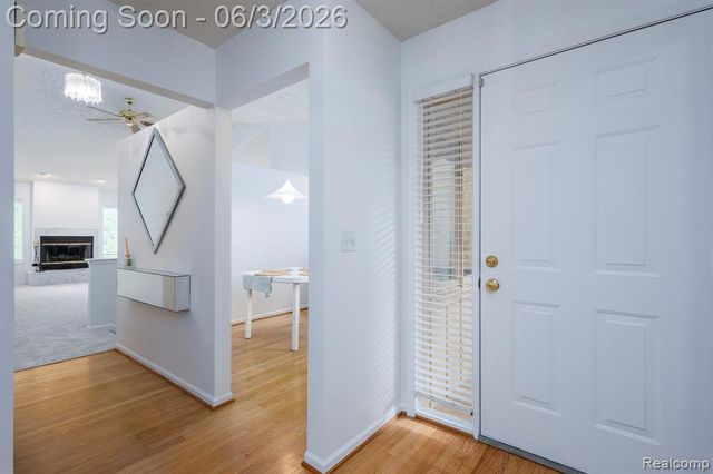 22010 River Ridge Trail, Farmington Hills, MI 48335