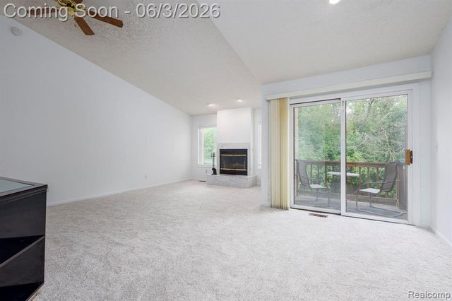 22010 River Ridge Trail, Farmington Hills, MI 48335