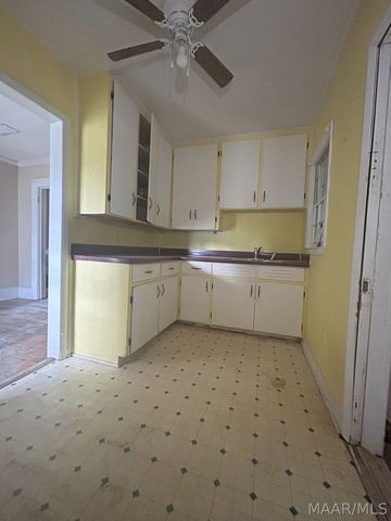 2039 Amos Street, Montgomery, AL 36107