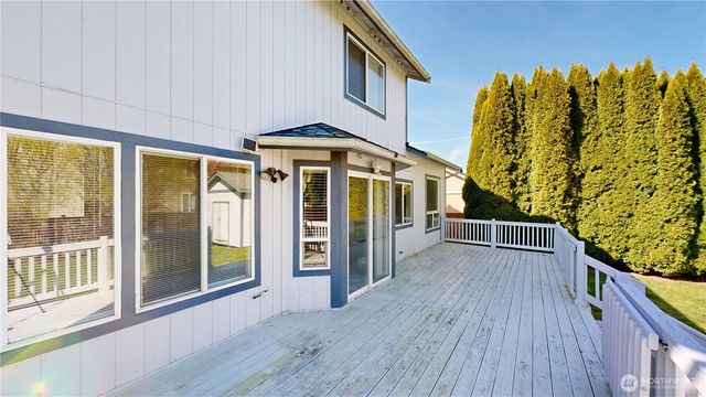 4124 Kapalea Way SE, Lacey, WA 98503
