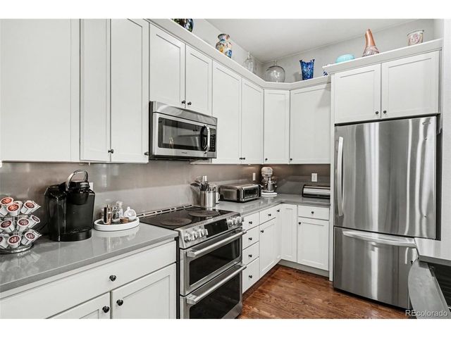 1409 Armstrong Dr, Longmont, CO 80504