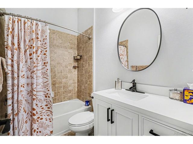 1409 Armstrong Dr, Longmont, CO 80504