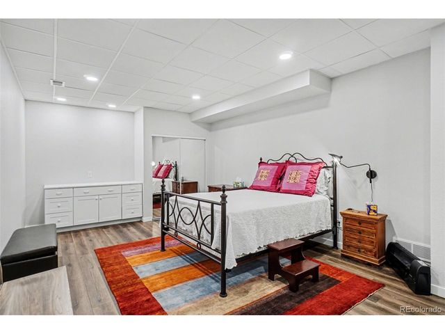 1409 Armstrong Dr, Longmont, CO 80504