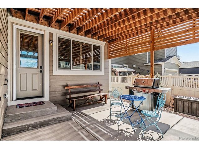 1409 Armstrong Dr, Longmont, CO 80504