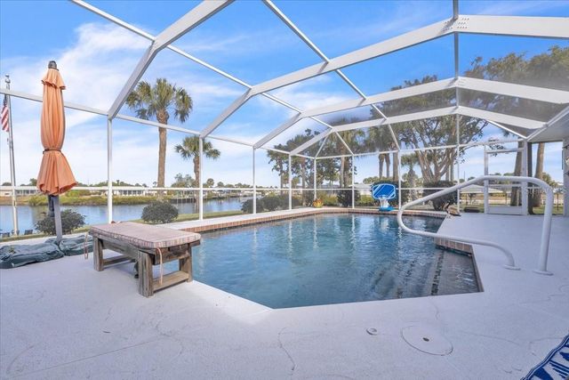 18694 MACGILL AVENUE, Port Charlotte, FL 33948