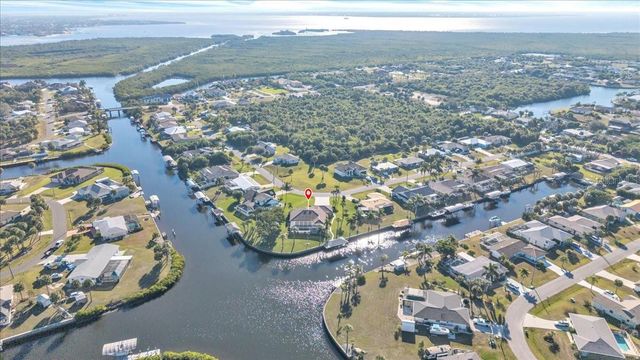 18694 MACGILL AVENUE, Port Charlotte, FL 33948