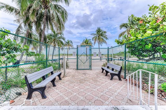 750 N Ocean Boulevard 1503, Pompano Beach, FL 33062