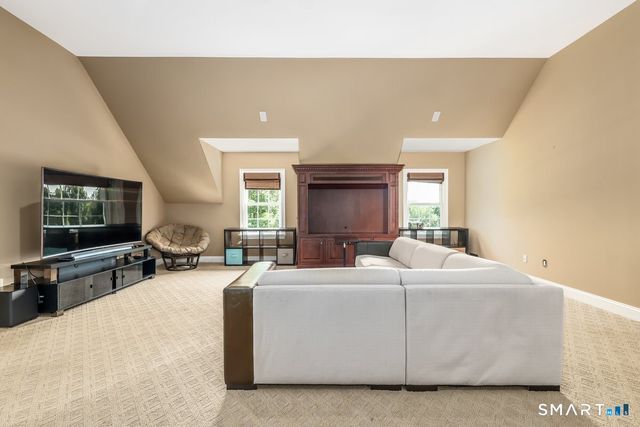 4 Mia Bella Drive, New Milford, CT 06776